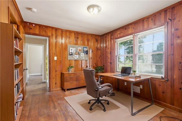 1548 Sylvan SW Road, Atlanta, GA 30310