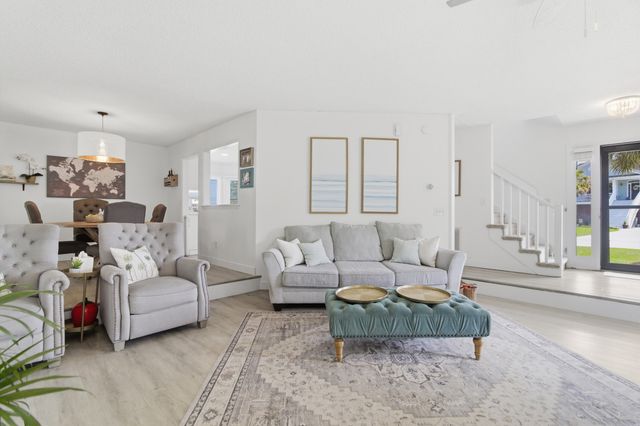 41 N Basilica Avenue, Hanahan, SC 29410