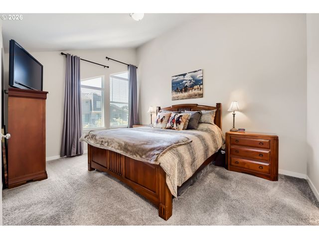 12734 Se ZION St, Happy Valley, OR 97086