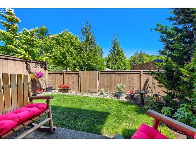 12734 Se ZION St, Happy Valley, OR 97086