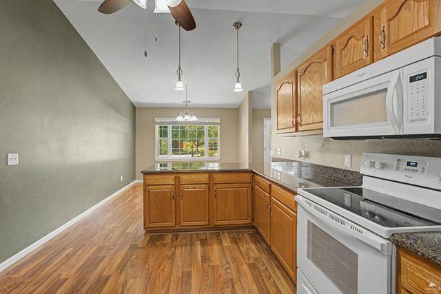 3842 Fox Ridge Drive, Manhattan, KS 66502