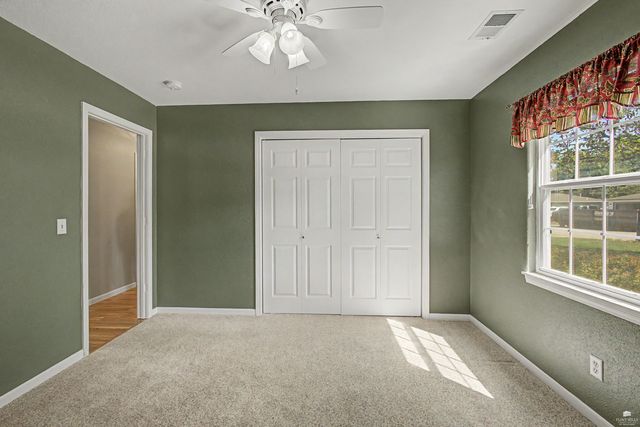 3842 Fox Ridge Drive, Manhattan, KS 66502