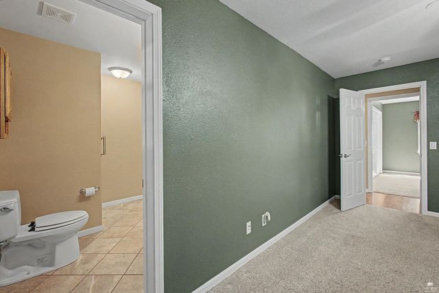 3842 Fox Ridge Drive, Manhattan, KS 66502