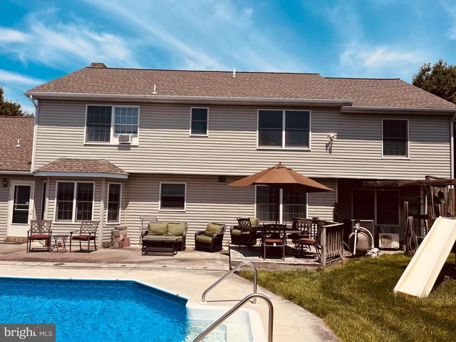 3819 CLAVERTON RD, Mechanicsburg, PA 17050