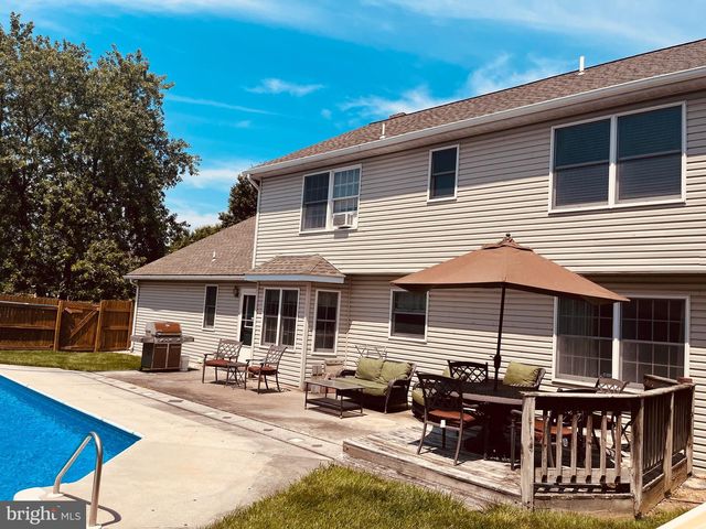 3819 CLAVERTON RD, Mechanicsburg, PA 17050