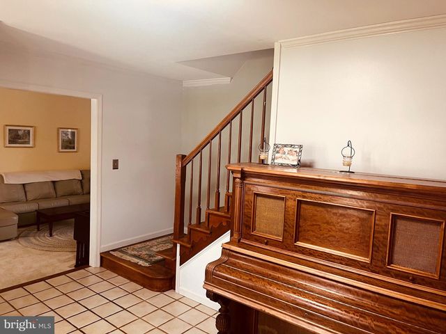 3819 CLAVERTON RD, Mechanicsburg, PA 17050