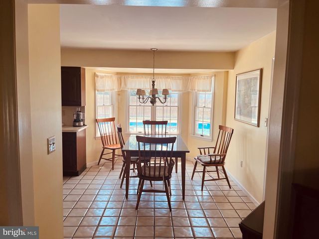 3819 CLAVERTON RD, Mechanicsburg, PA 17050