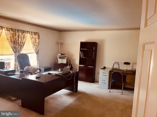 3819 CLAVERTON RD, Mechanicsburg, PA 17050