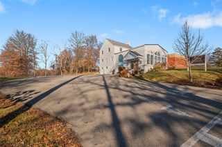 619 E McMurray, Peters Twp, PA 15317