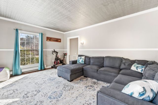296 Dow Highway, South Berwick, ME 03908