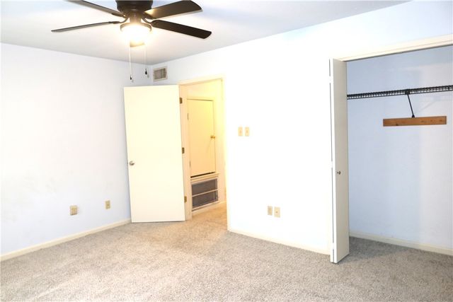 1500 Olympia Way 31, College Station, TX 77840