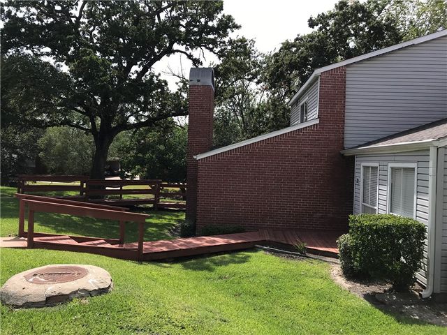 1500 Olympia Way 31, College Station, TX 77840