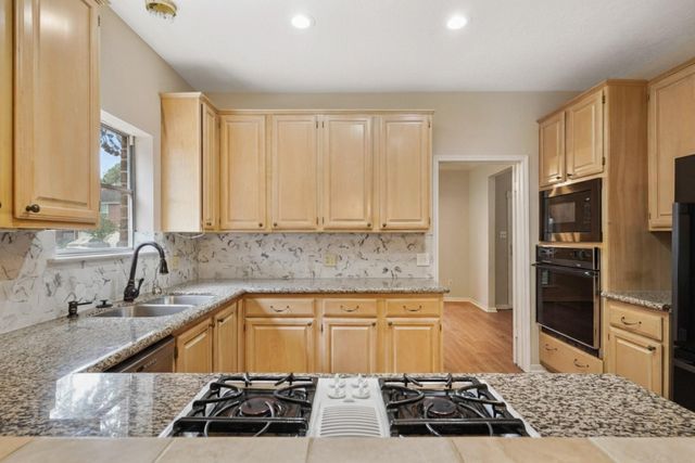 16322 Battlecreek Drive, Houston, TX 77095