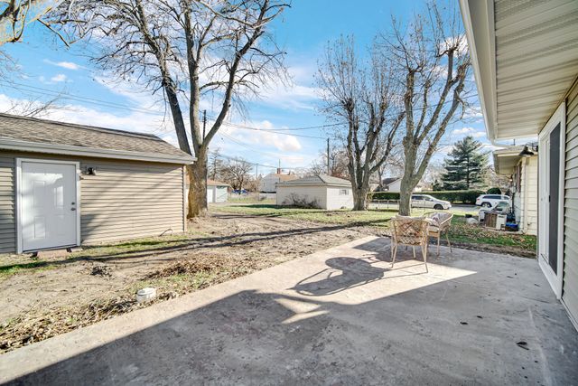 7415 Montana Avenue, Hammond, IN 46323