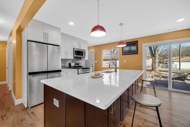 7415 Montana Avenue, Hammond, IN 46323