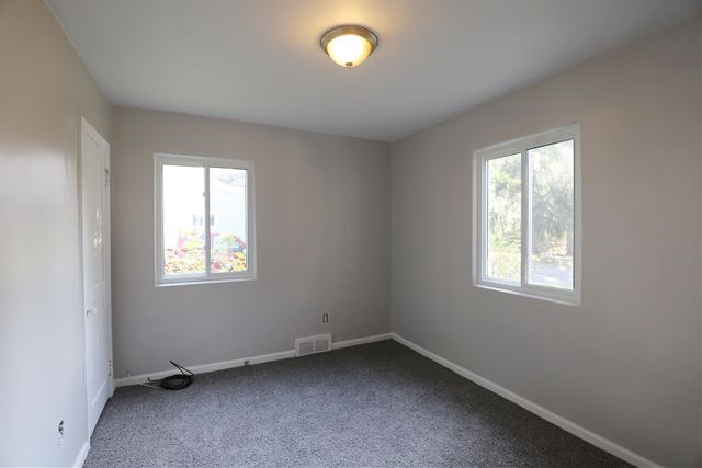 517 Oak Street, Mount Morris, MI 48458