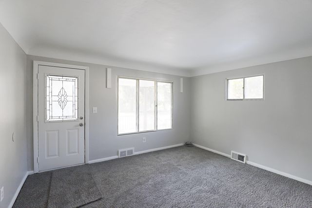 517 Oak Street, Mount Morris, MI 48458