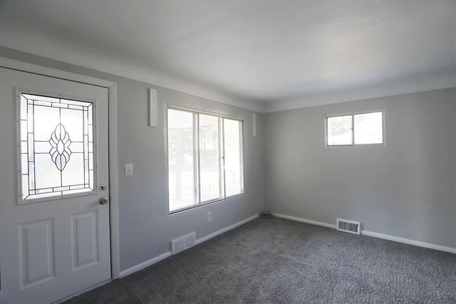 517 Oak Street, Mount Morris, MI 48458