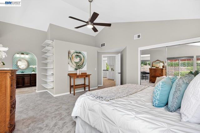 620 Amberwood Way, Livermore, CA 94551