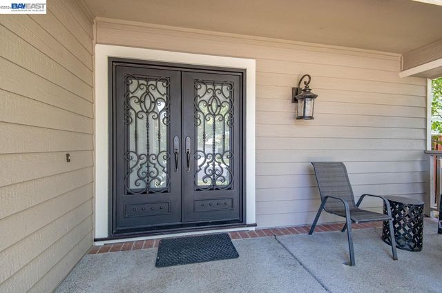 620 Amberwood Way, Livermore, CA 94551
