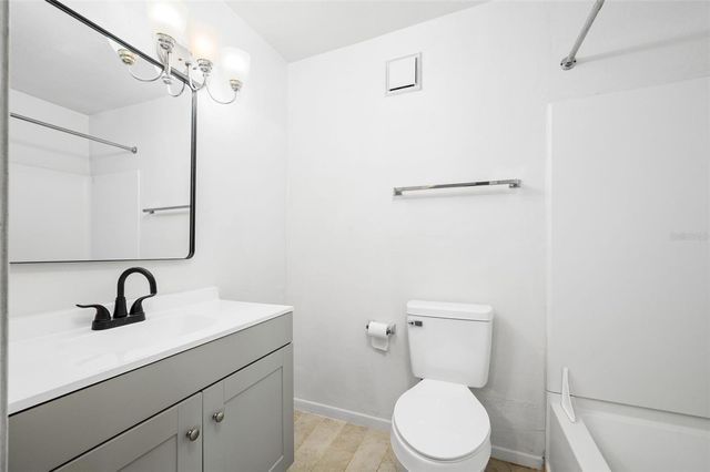 3800 SW 20TH AVENUE 611, Gainesville, FL 32607