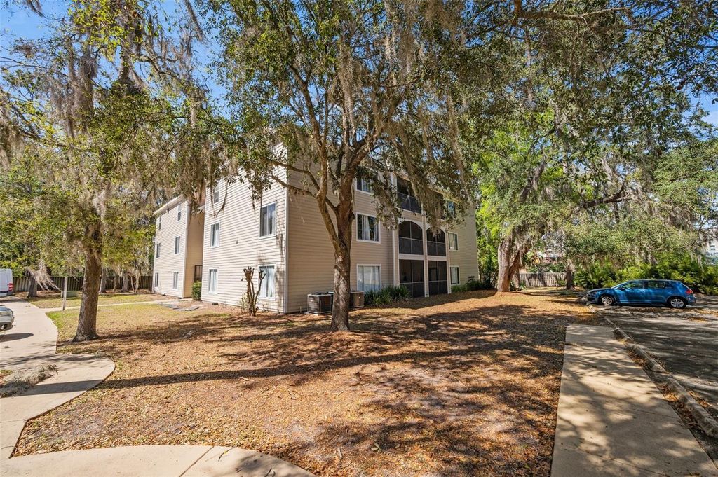3800 SW 20TH AVENUE 611, Gainesville, FL 32607