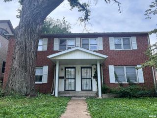 1050 W FAYETTE Avenue, Springfield, IL 62704