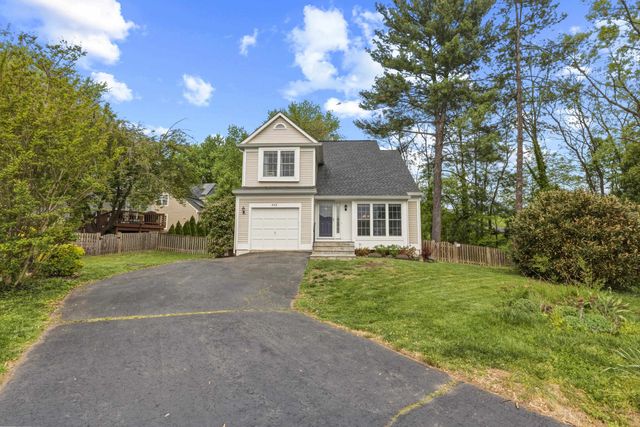 423 FOXRIDGE DR SW, Leesburg, VA 20175