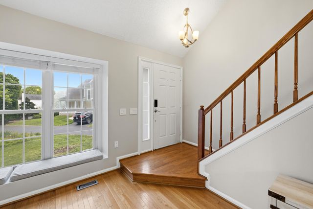 423 FOXRIDGE DR SW, Leesburg, VA 20175