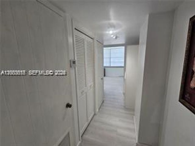 18071 Biscayne Blvd 1402, Aventura, FL 33160