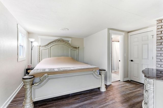 817 Kenwood Lane, Maplewood, MN 55117