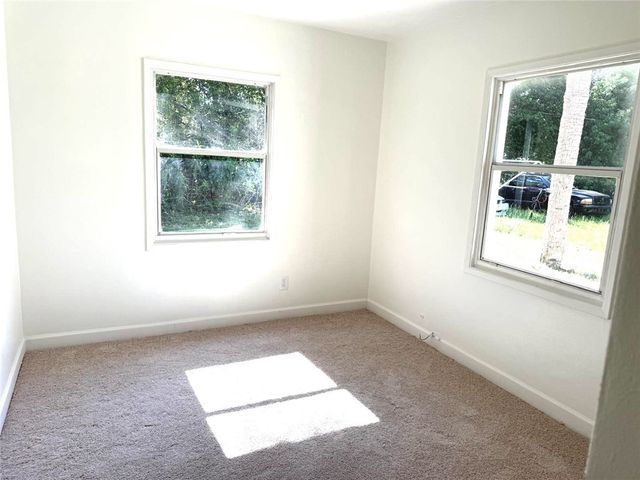 2045 79th Avenue, Vero Beach, FL 32966