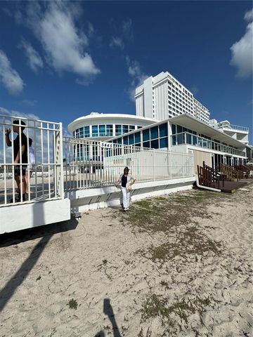 5445 Collins Ave 1520, Miami Beach, FL 33140