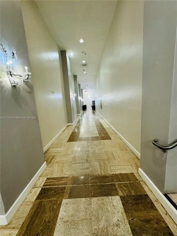 5445 Collins Ave 1520, Miami Beach, FL 33140