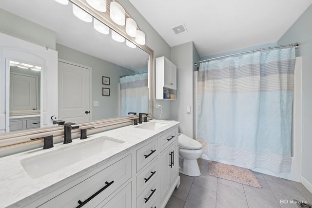 8338 W Chestnut Court, Frankfort, IL 60423