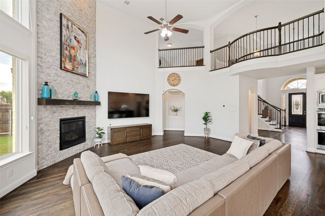 804 Yarrow Street, Little Elm, TX 75068