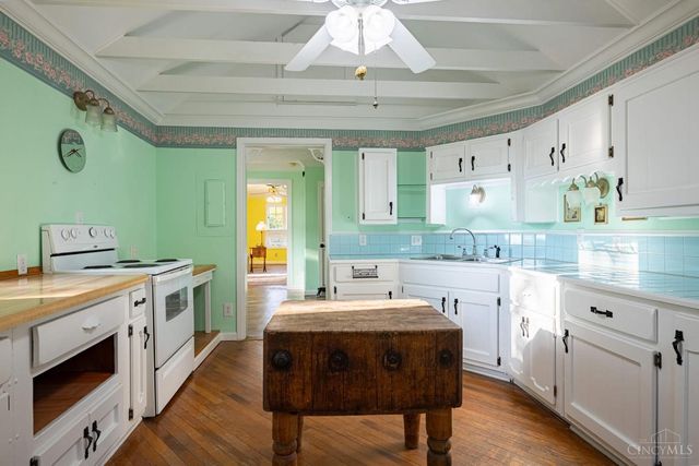 5554 St Rt 123, Franklin Twp, OH 45005