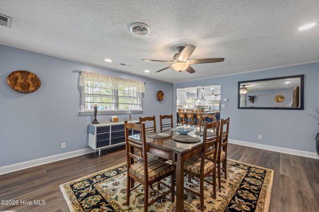 1104 Longview Drive, New Bern, NC 28562