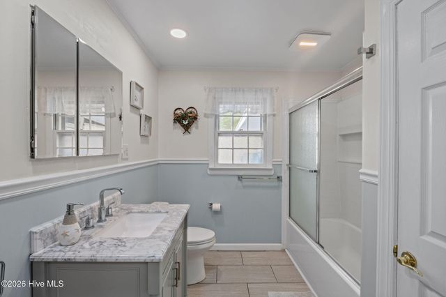 1104 Longview Drive, New Bern, NC 28562