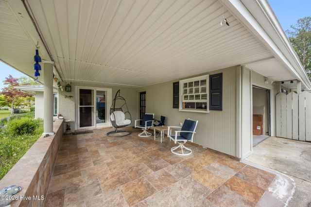 1104 Longview Drive, New Bern, NC 28562