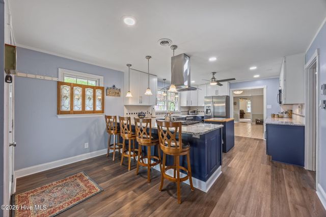 1104 Longview Drive, New Bern, NC 28562