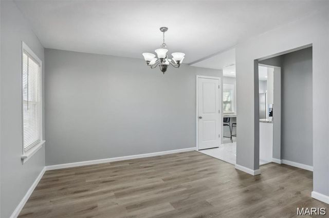 6726 Vernon Avenue, University City, MO 63130