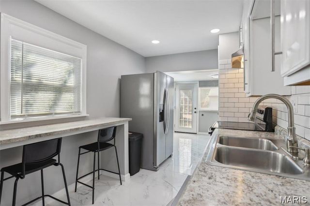 6726 Vernon Avenue, University City, MO 63130