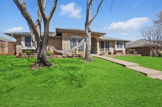 906 Fairfield Lane, Flower Mound, TX 75028
