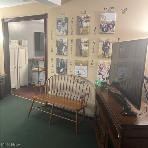 716 Foster Avenue, Elyria, OH 44035