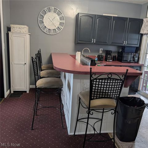 716 Foster Avenue, Elyria, OH 44035