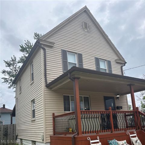 716 Foster Avenue, Elyria, OH 44035