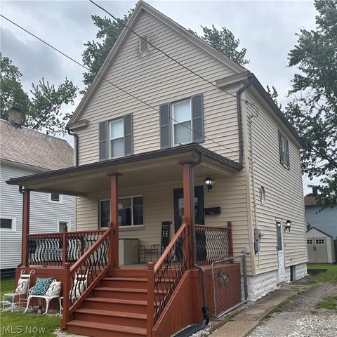 716 Foster Avenue, Elyria, OH 44035