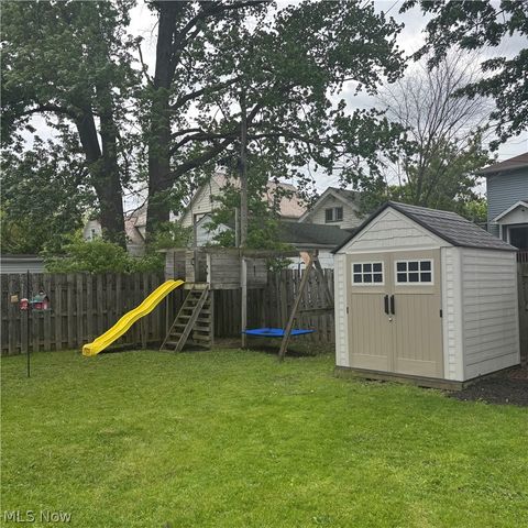716 Foster Avenue, Elyria, OH 44035
