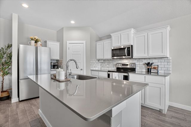1504 Battery Park Drive, Alvarado, TX 76009